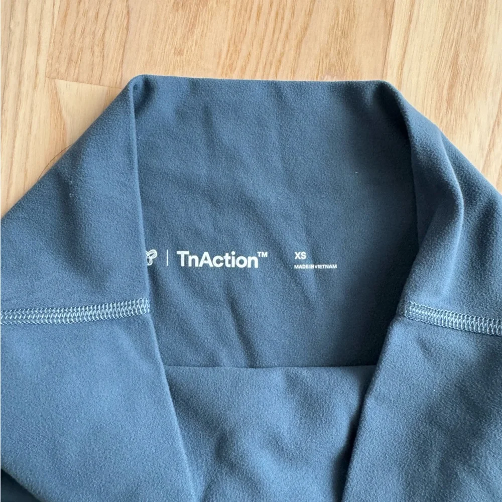 aritzia biker shorts - Picture 3 of 3